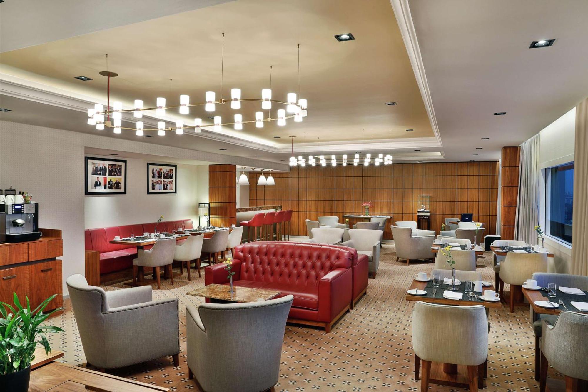 Transcorp Hilton Abuja Hotel Buitenkant foto