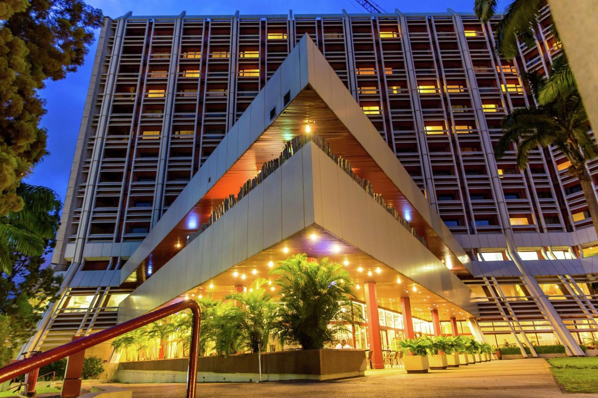 Transcorp Hilton Abuja Hotel Buitenkant foto